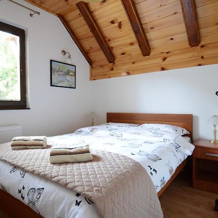 Apartmani Ogi I Ana Баина Баща Екстериор снимка