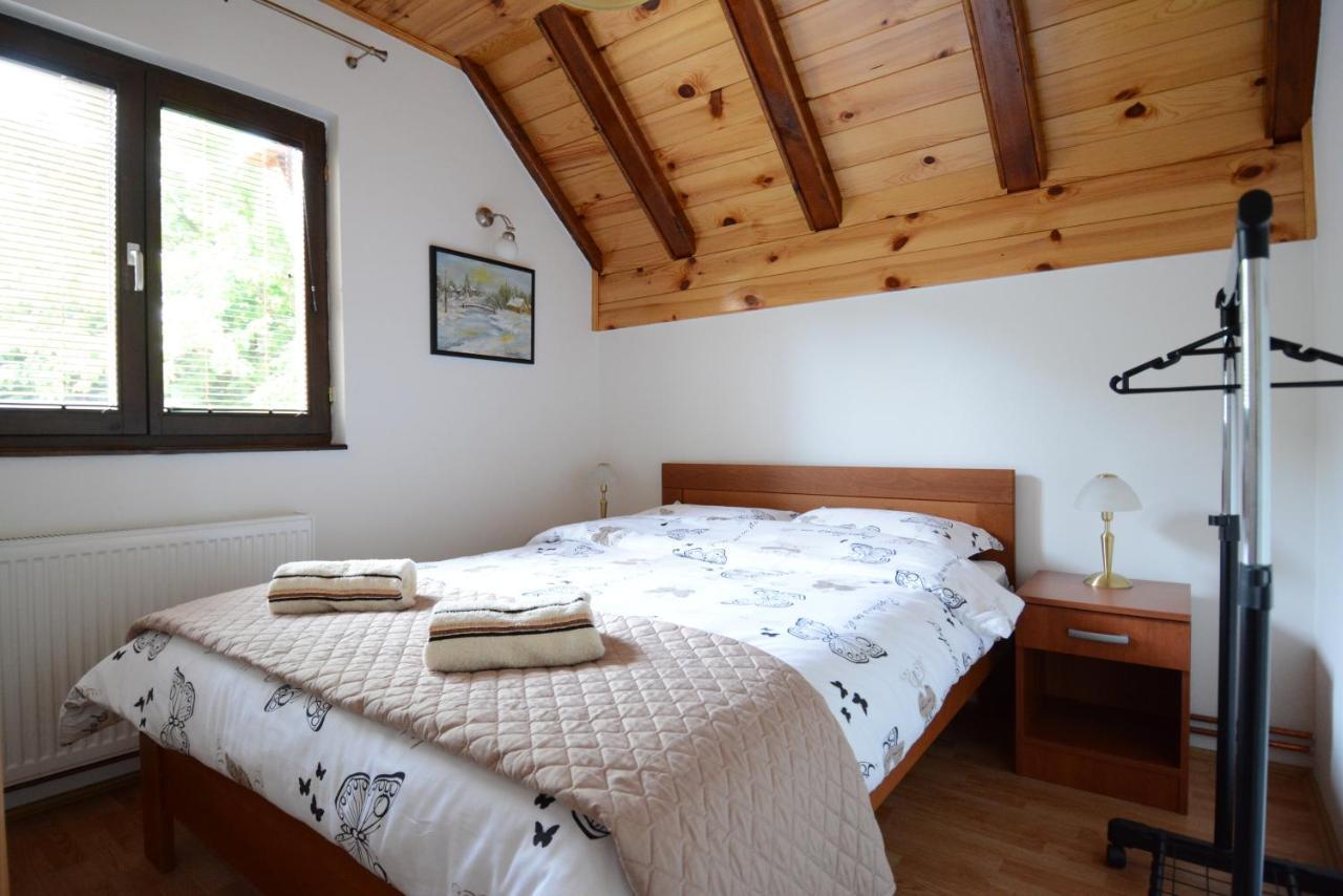 Apartmani Ogi I Ana Баина Баща Екстериор снимка