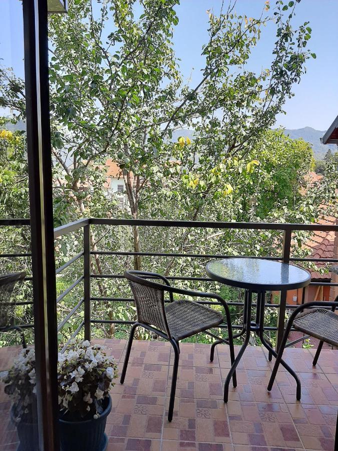 Apartmani Ogi I Ana Баина Баща Екстериор снимка