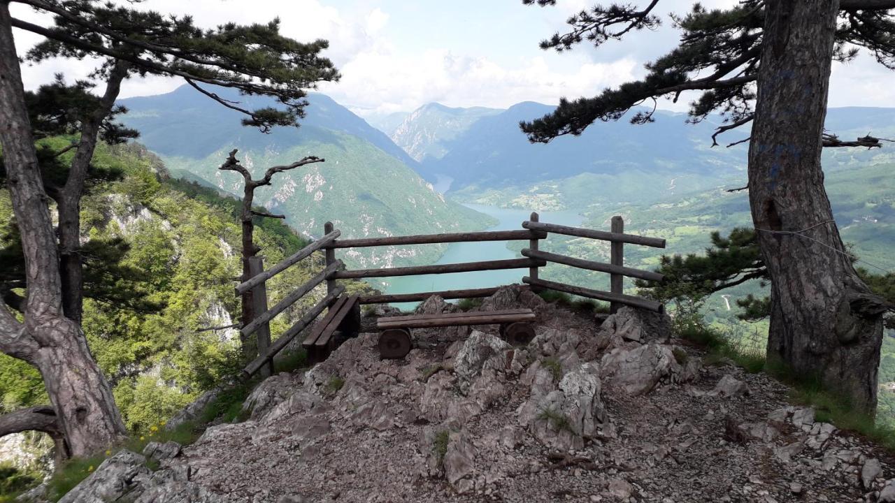 Apartmani Ogi I Ana Баина Баща Екстериор снимка