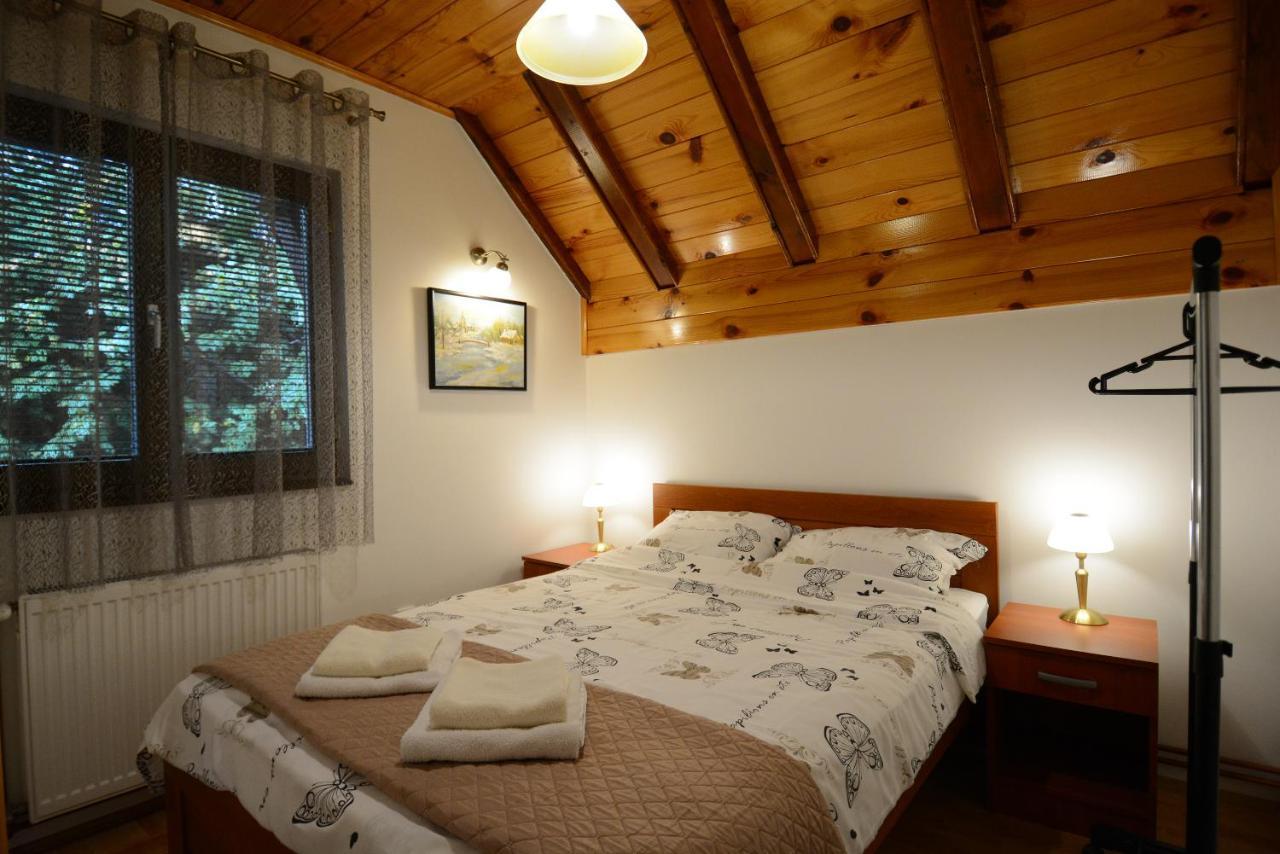 Apartmani Ogi I Ana Баина Баща Екстериор снимка