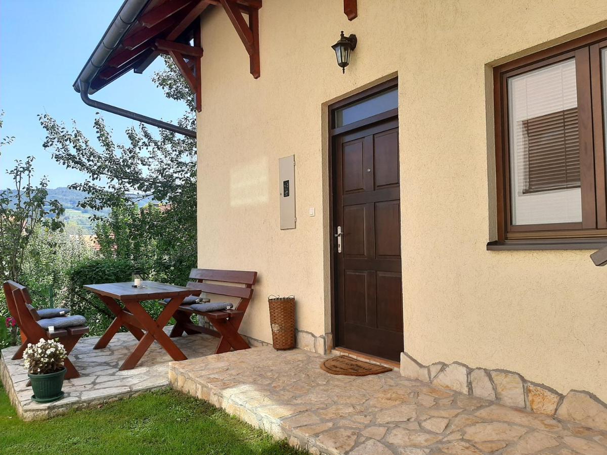 Apartmani Ogi I Ana Баина Баща Екстериор снимка