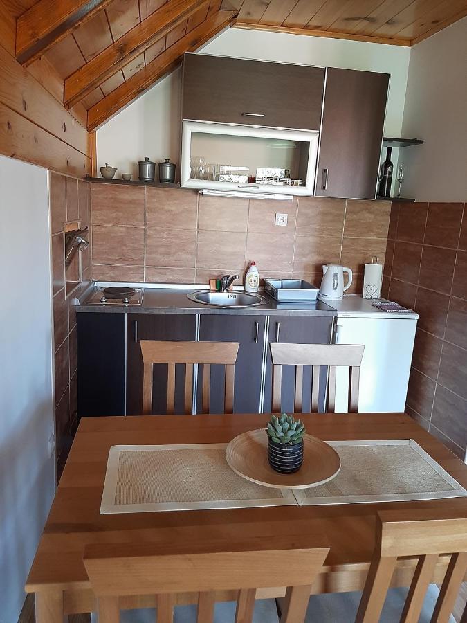 Apartmani Ogi I Ana Баина Баща Екстериор снимка
